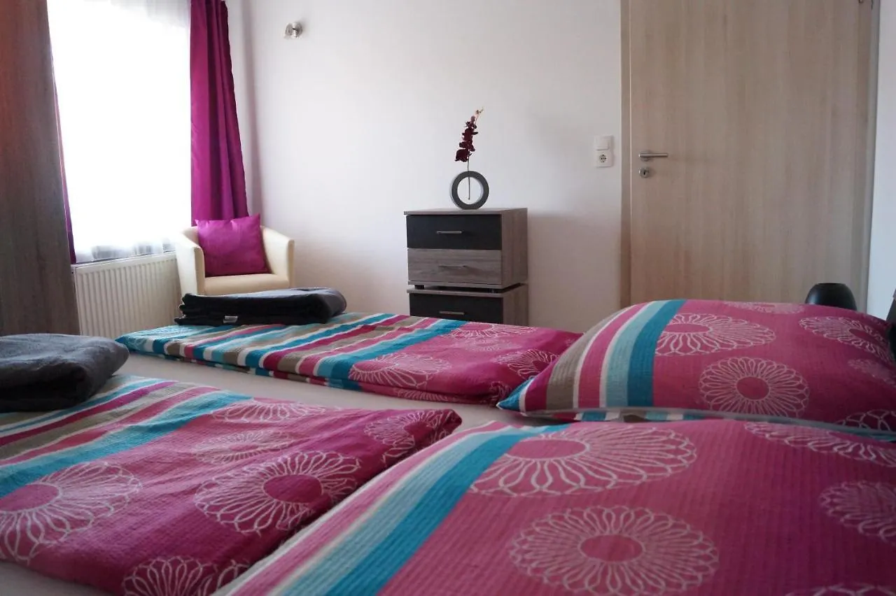 Apartment Ferienwohnungen Denk Niederalteich